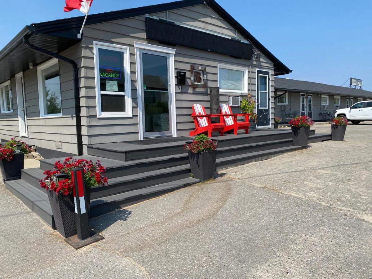 Oreland Motel Flin Flon Exterior photo
